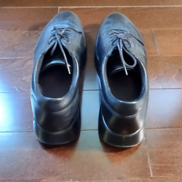 Ecco Sneakers - Picture 3 of 8